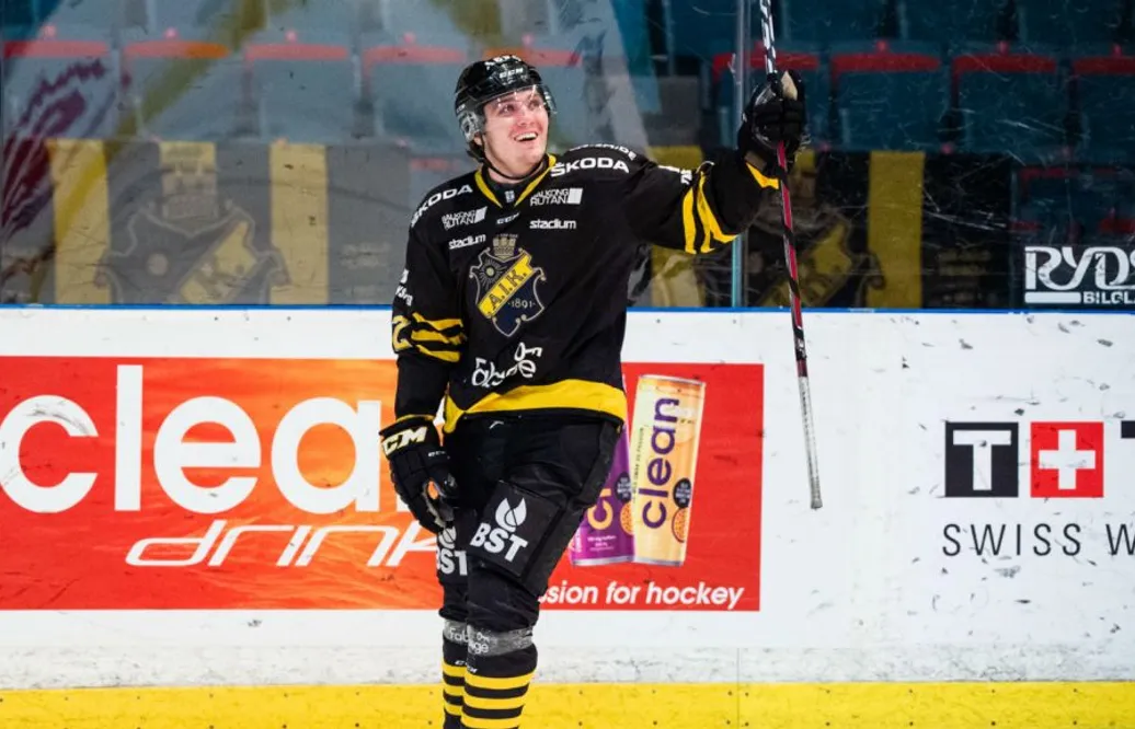 AIK-spelaren efter flyttrykten ”Klart det är tufft”
