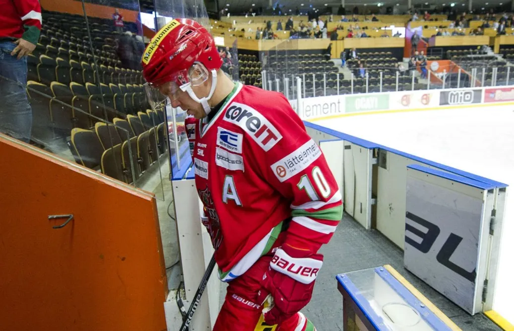 Ikonen som är van vid tränarbyten: ”Det blir en väckarklocka för oss spelare”