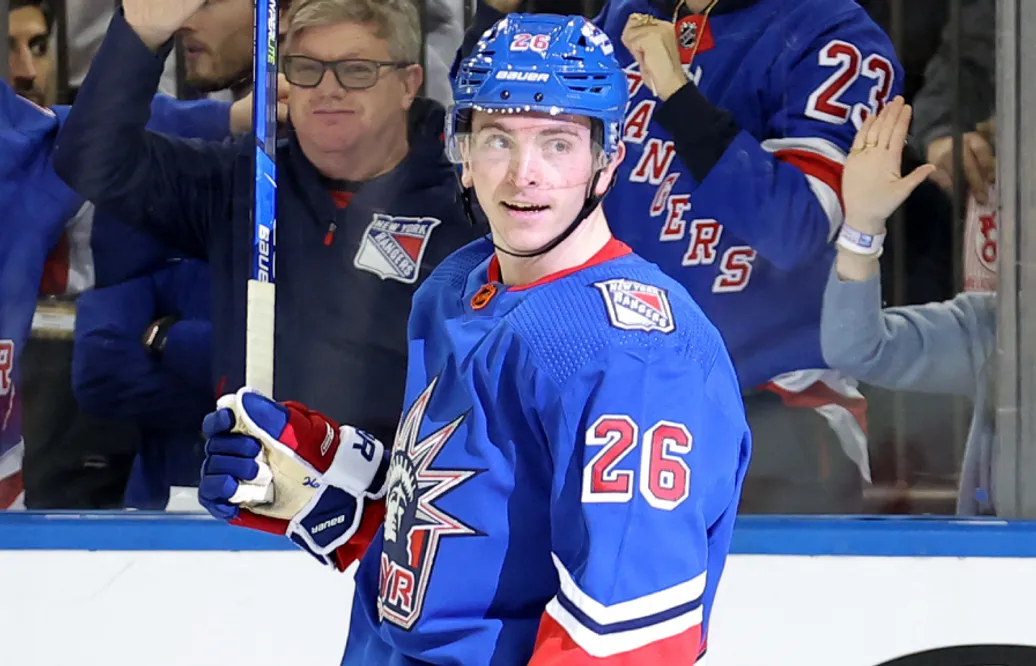 Jimmy Vesey skriver nytt tvåårskontrakt med New York Rangers