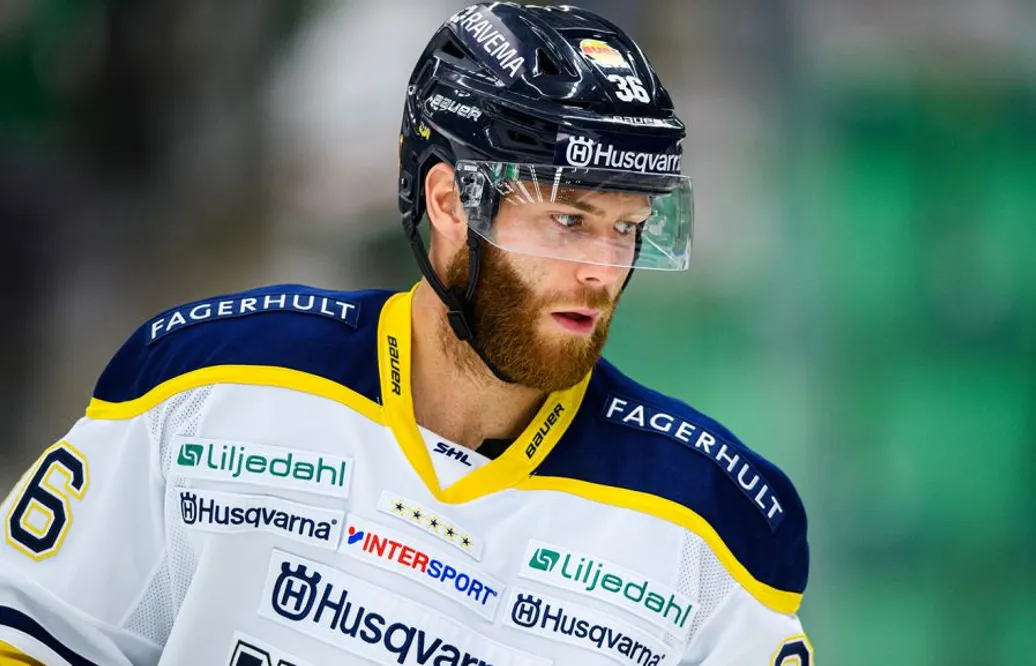 Sparkade HV71-forwarden kan återvända till Europa