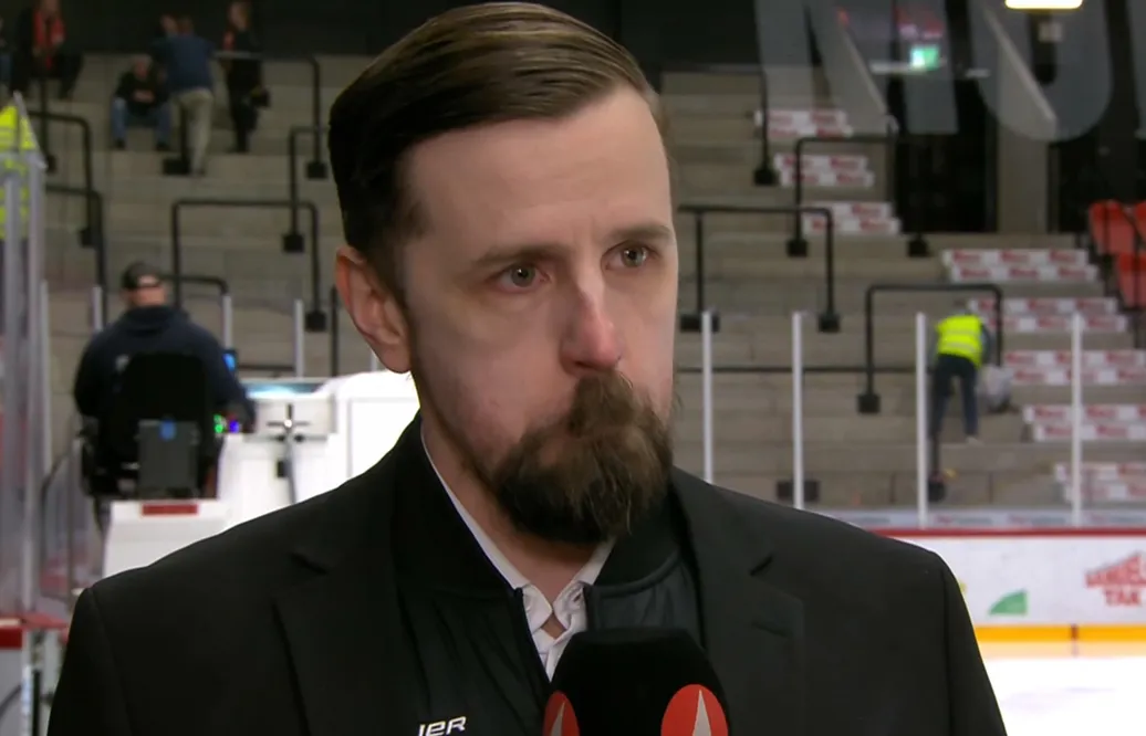 Håller tillbaka tårarna - efter frågan