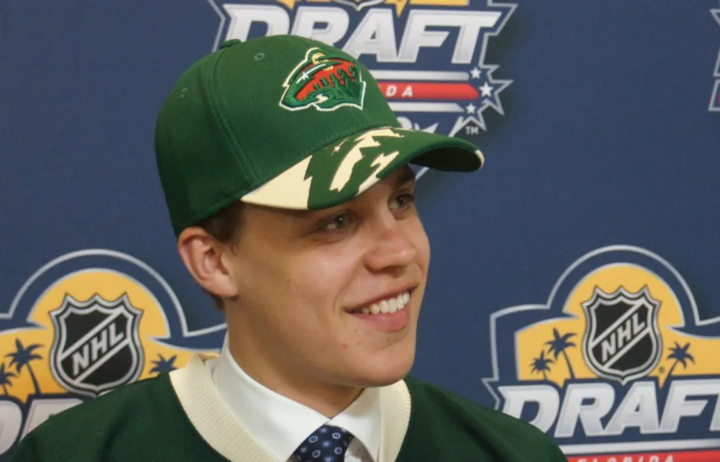 Joel Eriksson Ek har skrivit på för Minnesota