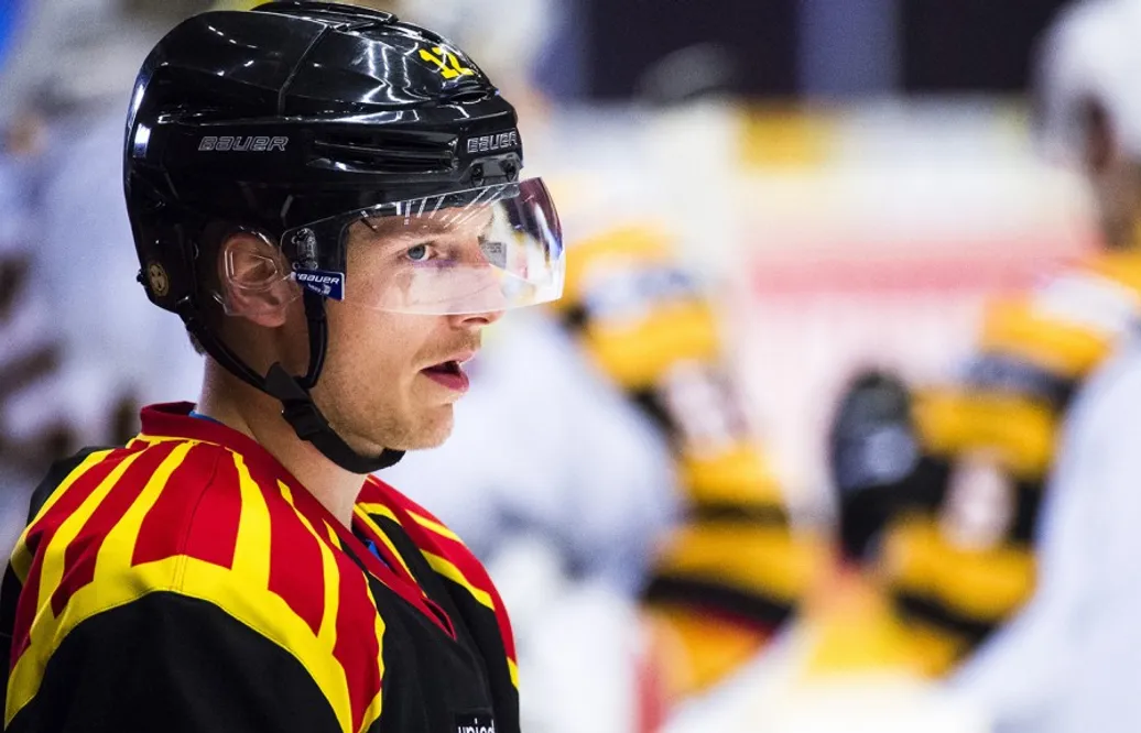 Forwarden återvänder till Hockeyallsvenskan efter en säsong i SHL