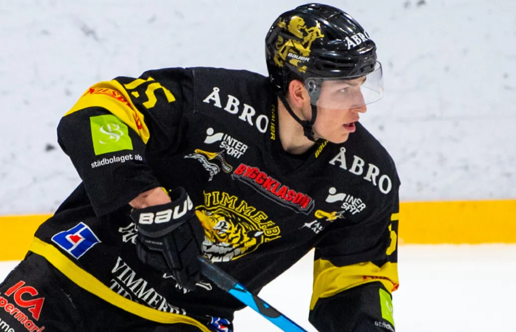 Oskar Lindgren klar för Troja-Ljungby