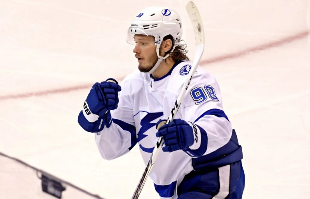 KLART: Tampa skriver kontrakt med stjärnbacken