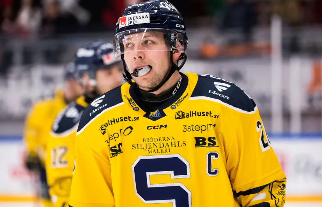 Södertälje vann över Västerås – efter boxplayfest