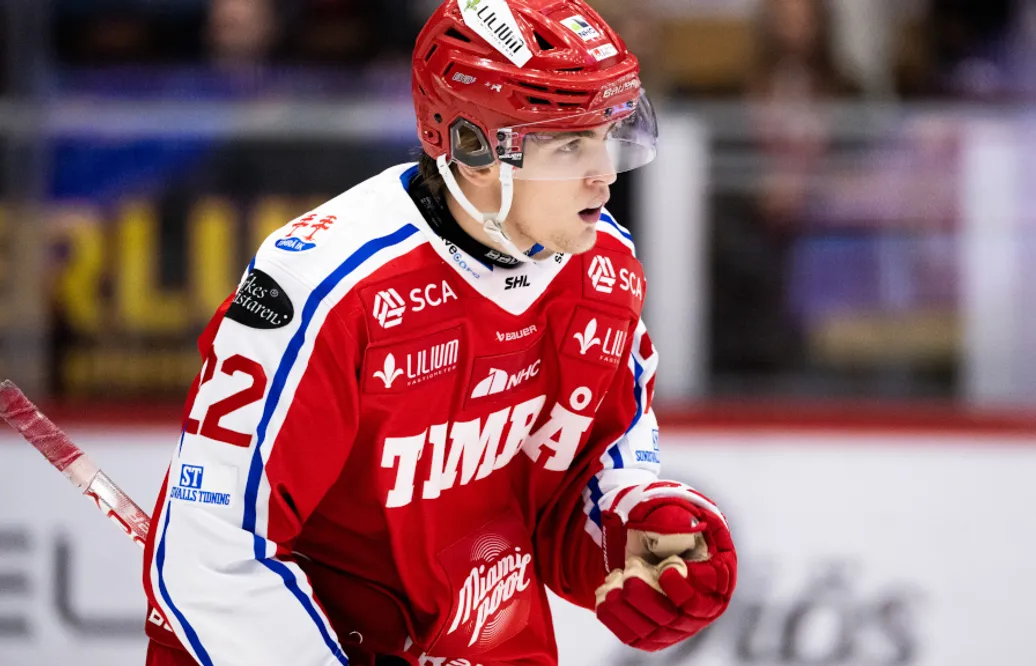 Dennis Värmhed förlänger med Timrå – lånas ut till Tingsryd