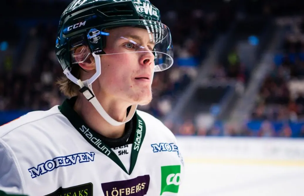 Sportchefens son skriver A-lagskontrakt: ”Det jag drömt om”