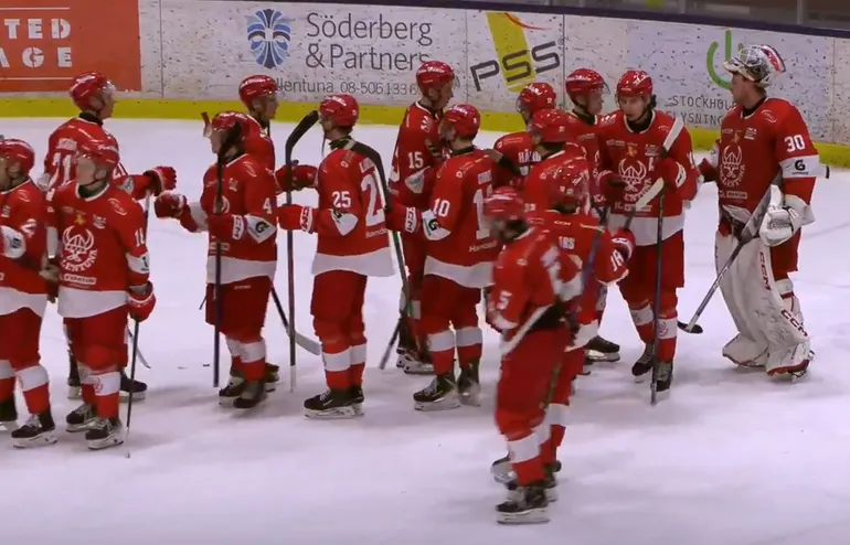 MJÖRNBERG: Underbart undermålig ishockey