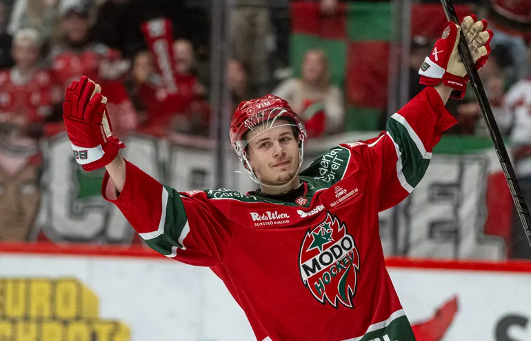 Elton Hermansson blev segerskytt för MoDo mot BIK Karlskoga.
Foto: Jonas Forsberg / BILDBYRÅN