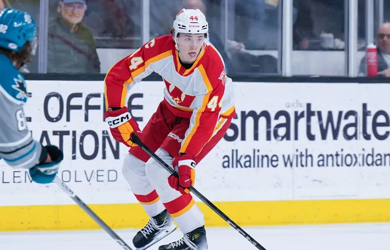 Kan få NHL-debutera - efter tre AHL-säsonger
