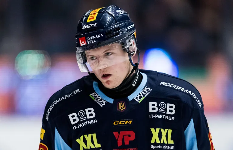 Hampus Larsson målskytt för DIF.
Foto: Bildbyrån