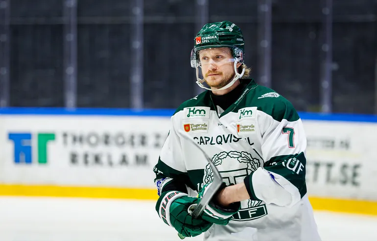 Kevin Ekman Larsson fortsätter i Tingsryd. 
