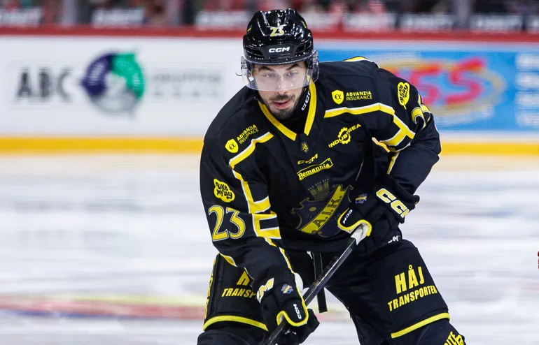 Vesel sänkte Mora - med första målet