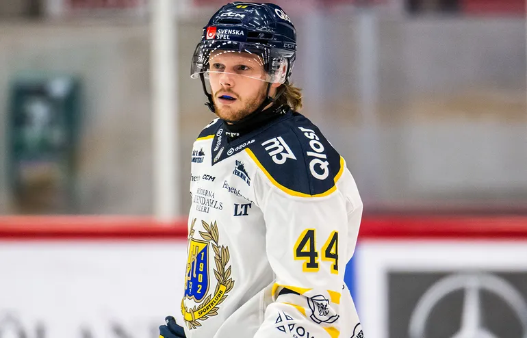 Återvänder till Södertälje: "Giftig offensivt"