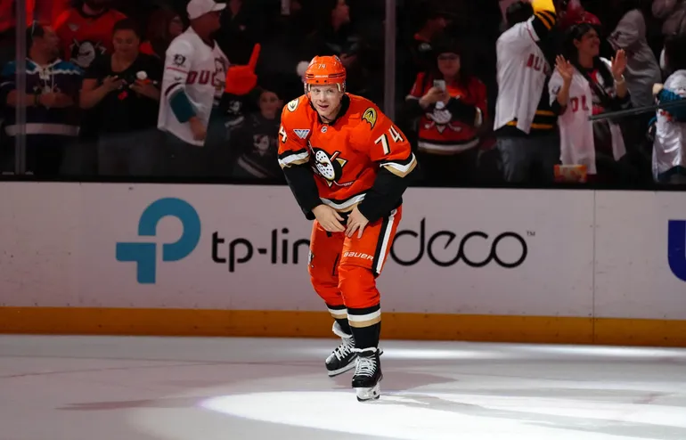 John Carlson till Carolina?