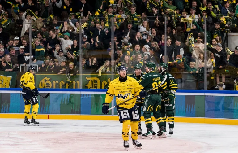 Löven vann första hemmamatchen i SHL på 26 år.
Foto: Bildbyrån