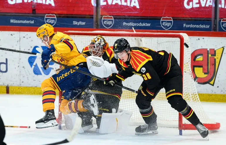 Noel Gunlers krock med Erik Källgren.