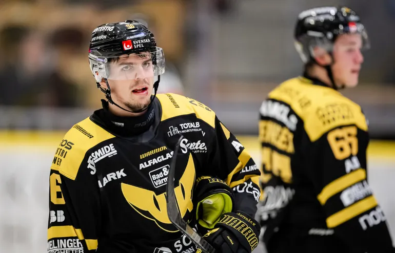 Bekräftar: Bryter med backen