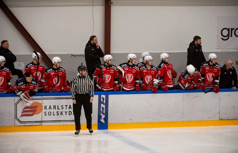 Uppgifter: Topplaget drar sig ur Hockeyettan
