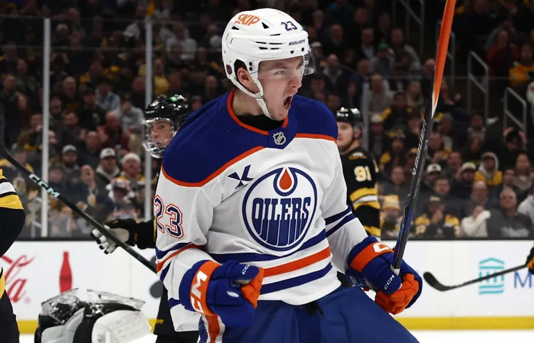 Backstjärnornas storebror premieras – blir kvar hos Oilers
