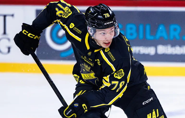 Oliver Johansson blir borta en tid efter smällen mot MoDo.