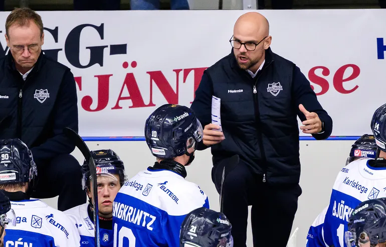 Manfall i Karlskoga: Ställer upp med tio (!) forwards