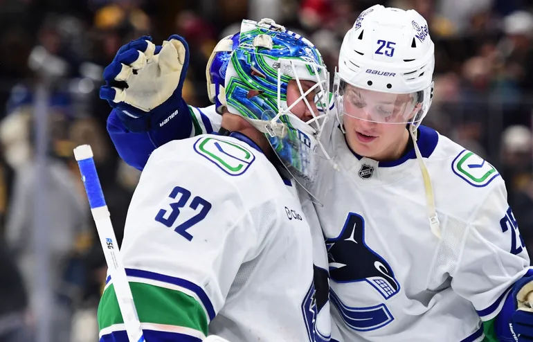 Svensken tillbaka i NHL - efter mindre än en vecka