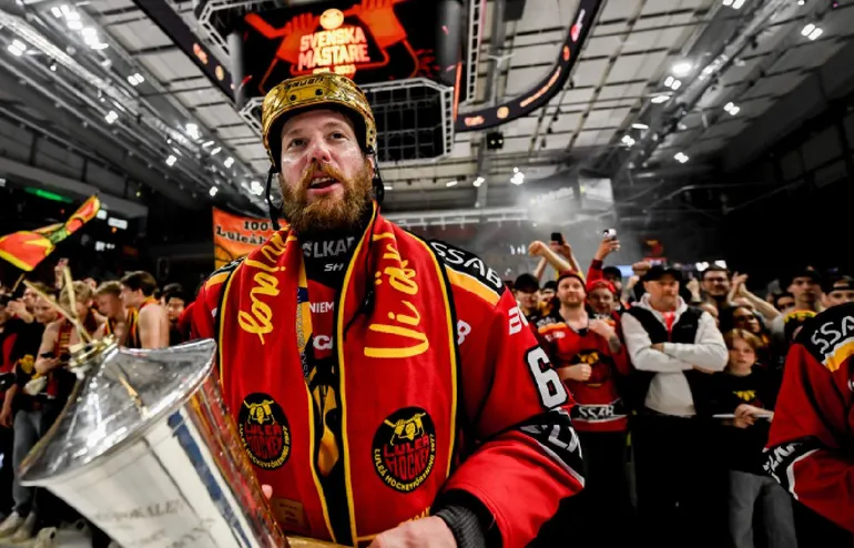 Uppgifter: Omark kan göra chockflytt – till svensk klubb