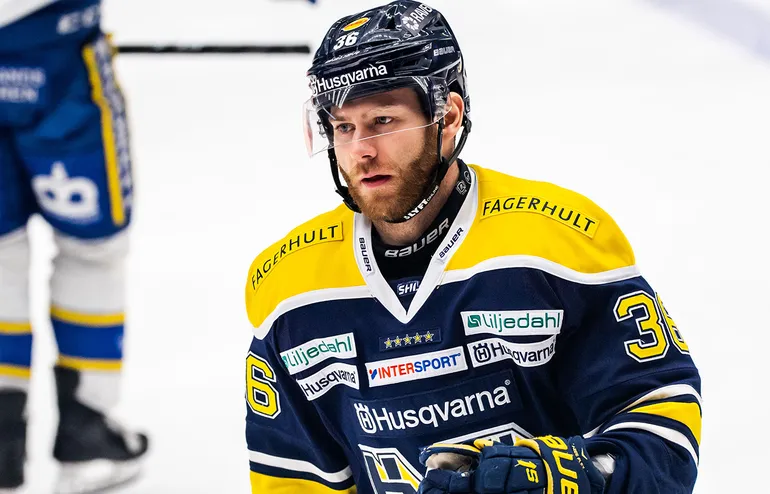 Anthony Camara är klar för en ny KHL-flytt.