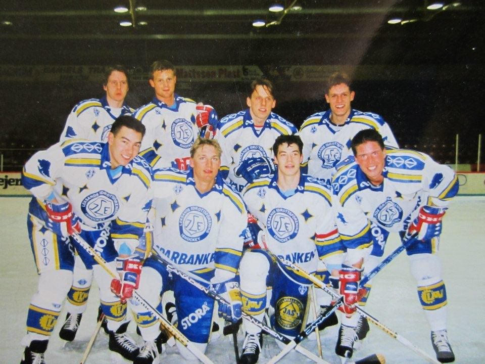 Det blev ingen fortsättning för Shin Larsson i Leksand säsongen därpå. Istället väntade en säsong i Kanada med spel i QMJHL för Verdun College-Francais.