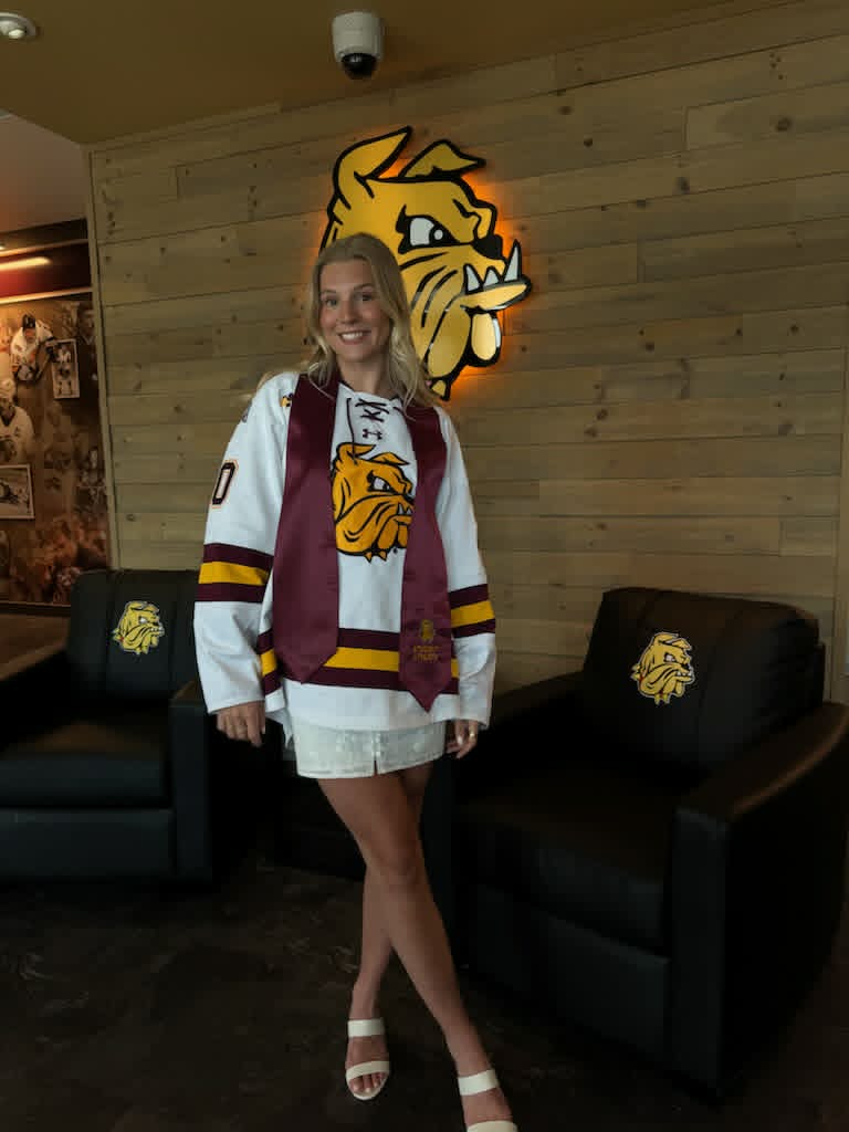 Thea Johansson lämnar nu Univ. of Minnesota-Duluth
