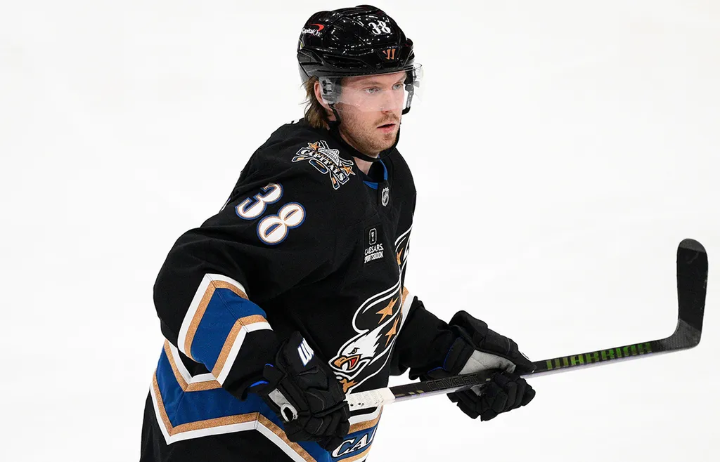 Rasmus Sandin har blivit en mer komplett spelare under tiden i Capitals