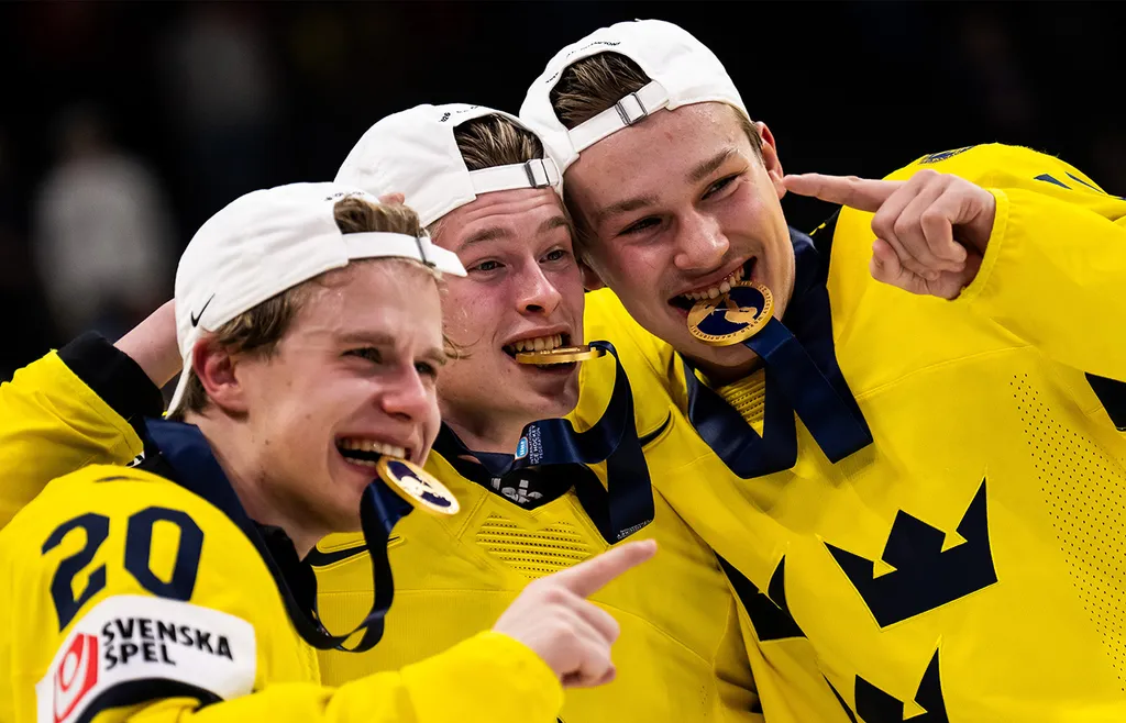 Victor Johansson, omgärdad av Alfons Freij och William Håkansson