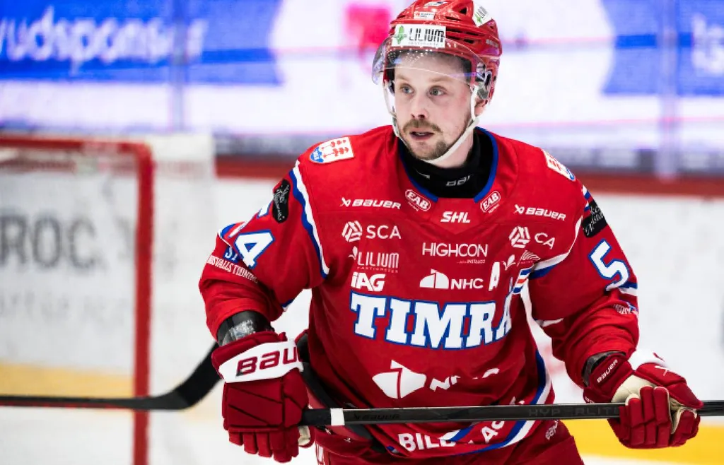 Dahlén ryktades till Schweiz. Men nu ser han ut att bli kvar i Timrå