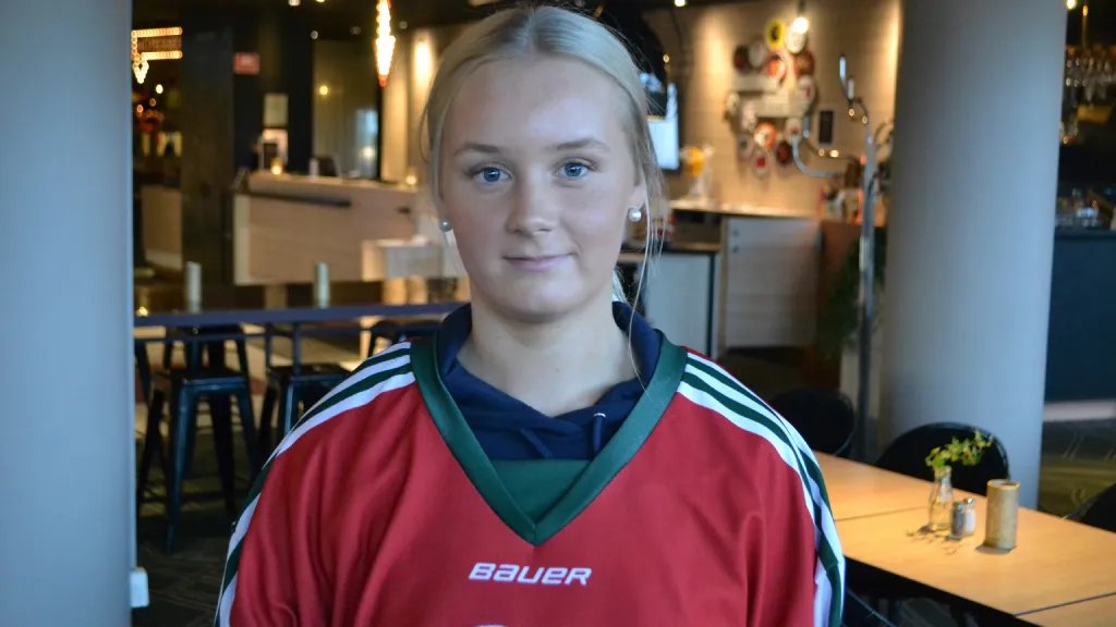 Mira Hallin är en av många unga spelare som tar för sig i MoDo
