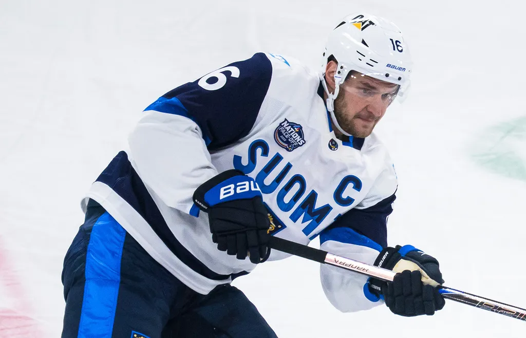 Aleksander Barkov. Finland.