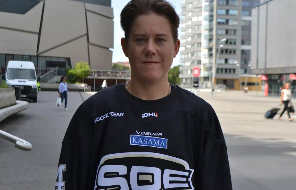 Lisa Johansson i SDE-tröjan