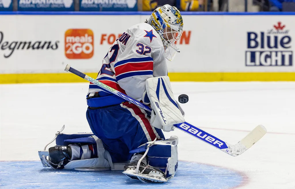 Efter flytten till Buffalo Sabres blev det endast spel i AHL