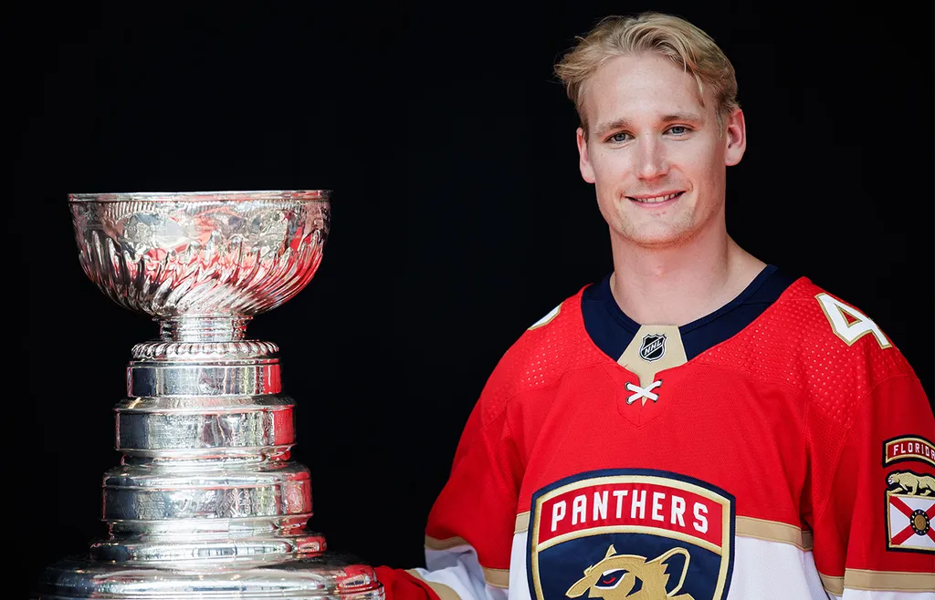 Gustav Forsling fortsätter att vara navet i Panthers defensiv