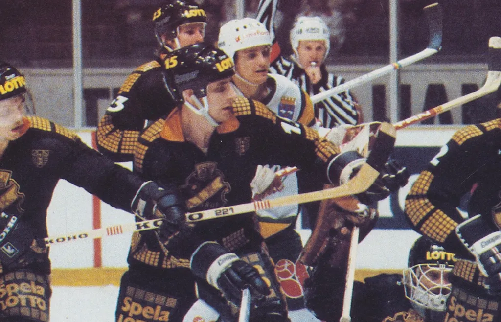 Peter Sundström i finalen mot AIK 1982