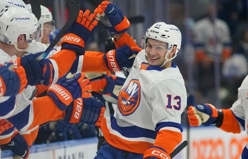 Mathew Barzal har haft svårt att leva upp till sin potential med New York Islanders
