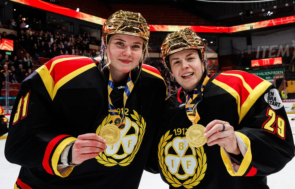 Ena Nystrøm och Klara Peslarova