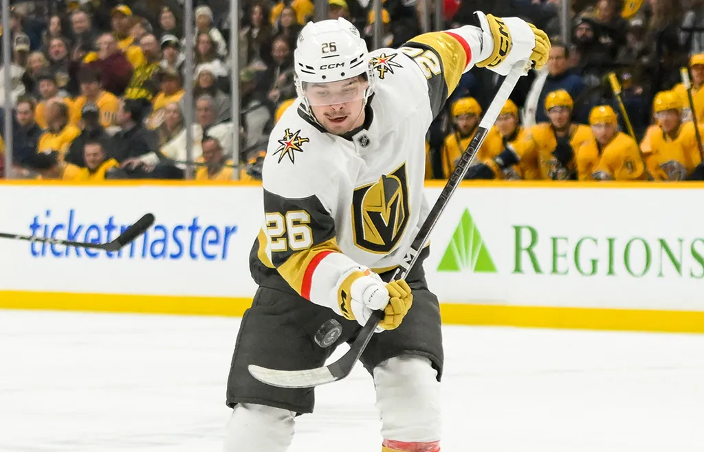 Kommer Alexander Holtz bli kvar i Vegas?
