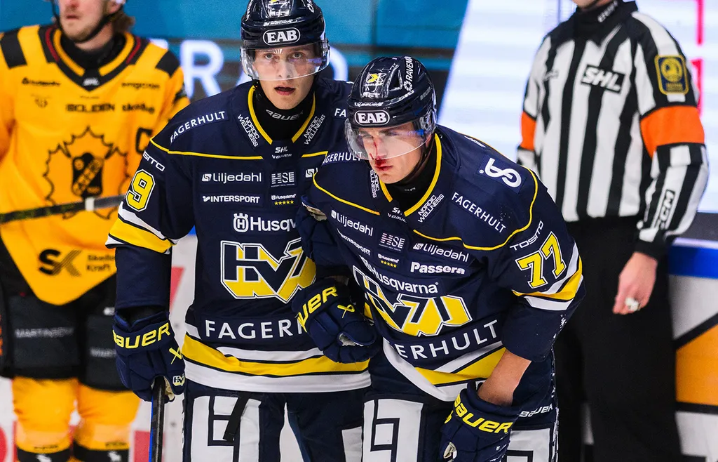 Herman Hansson har ont i hemmapremiären mot Skellefteå 24 september 2024