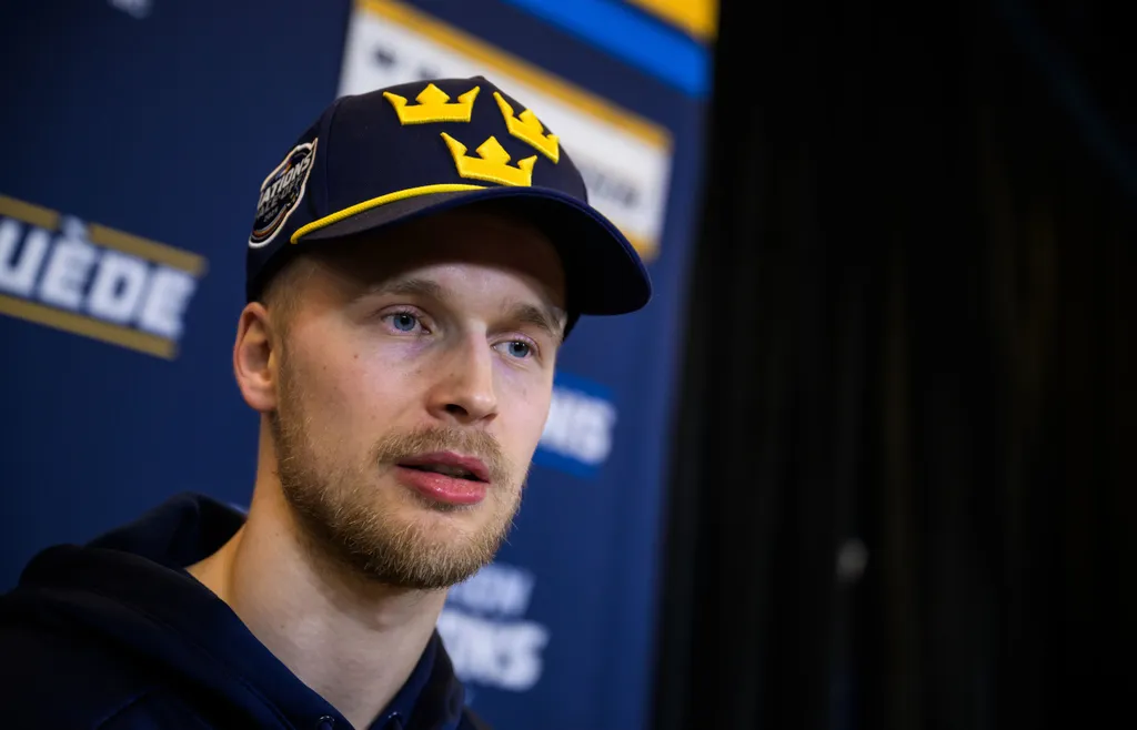 Elias Pettersson