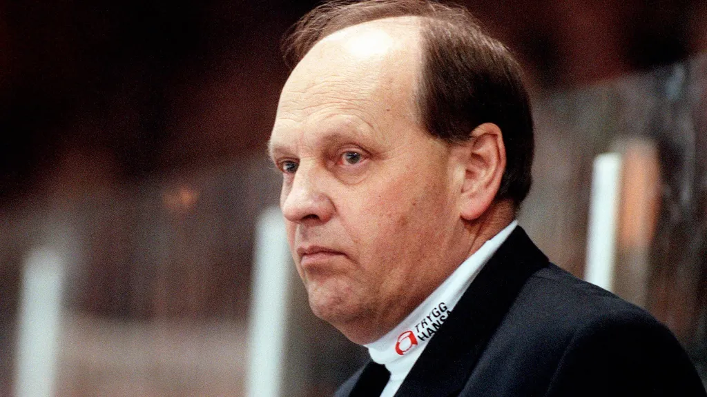 "Hockeyprofessorn" Tommy Sandlin. 