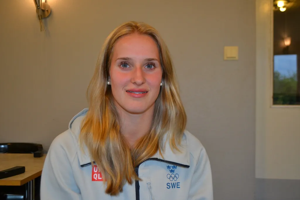 Nellie Svensson lämnar