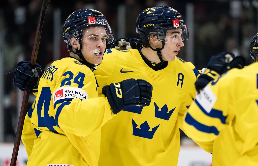 David Edstrom firar med Tom Willander och Victor Eklund