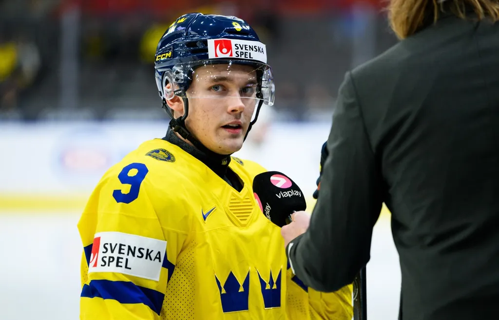 Theo Lindstein var en av Juniorkronornas bästa backar redan i fjol.Photo: Jesper Zerman / BILDBYRÅN